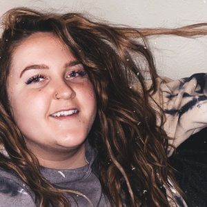 Meet your Posher, Lily